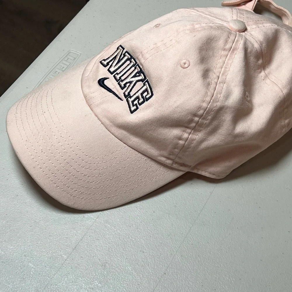 Nike Heritage 86 Retro Classic Nike Swoosh Classic Hat